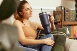 Voyager 40 Oz Tumbler With Handle And Straw Lid- Ice -HYDRAPEAK Sales Voyager 13 b08e2a32 7194 452e 8a17 7a8b67ac0ba3